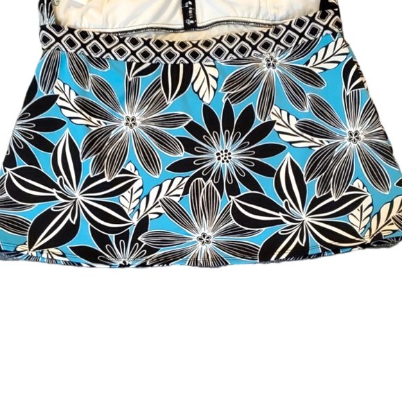 Pure Paradise Daisy Tankini Top - Picture 10 of 12